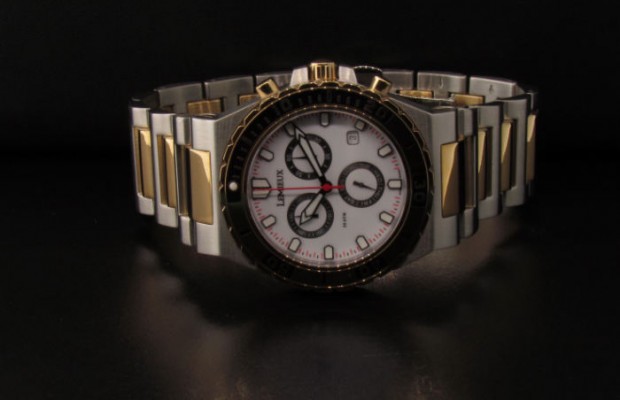 Gents TT Swiss Chrono Dive Watch with White Dial and Black Bezel